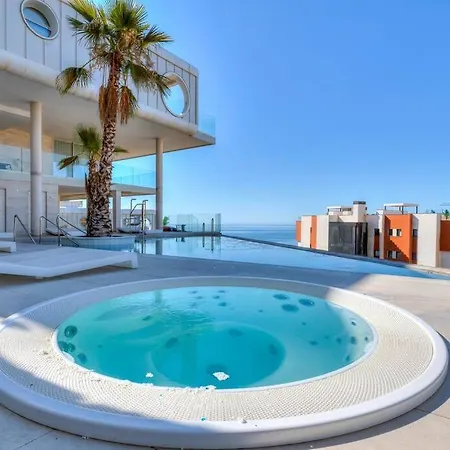 Apartament Stunning Luxurious Penthouse With Panoramic Views. Fuengirola